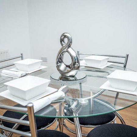 Luxuriant Apartments Northampton Ngoại thất bức ảnh