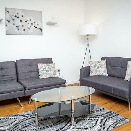 Luxuriant Apartments Northampton Ngoại thất bức ảnh