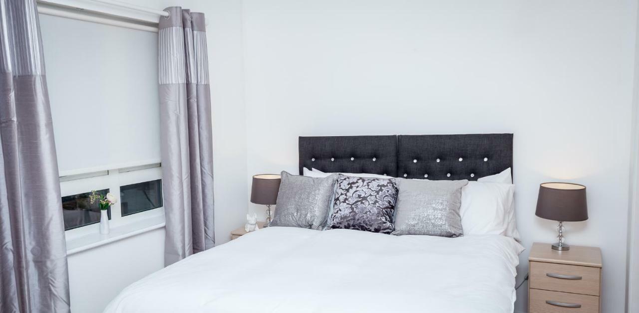 Luxuriant Apartments Northampton Ngoại thất bức ảnh