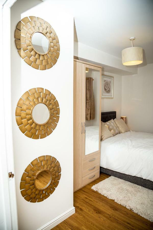 Luxuriant Apartments Northampton Ngoại thất bức ảnh