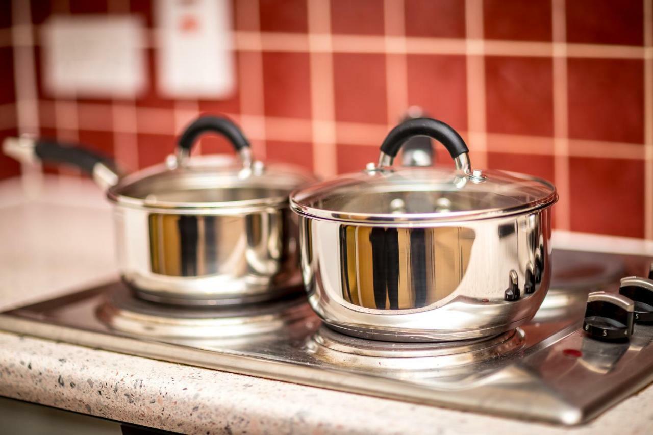 Luxuriant Apartments Northampton Ngoại thất bức ảnh