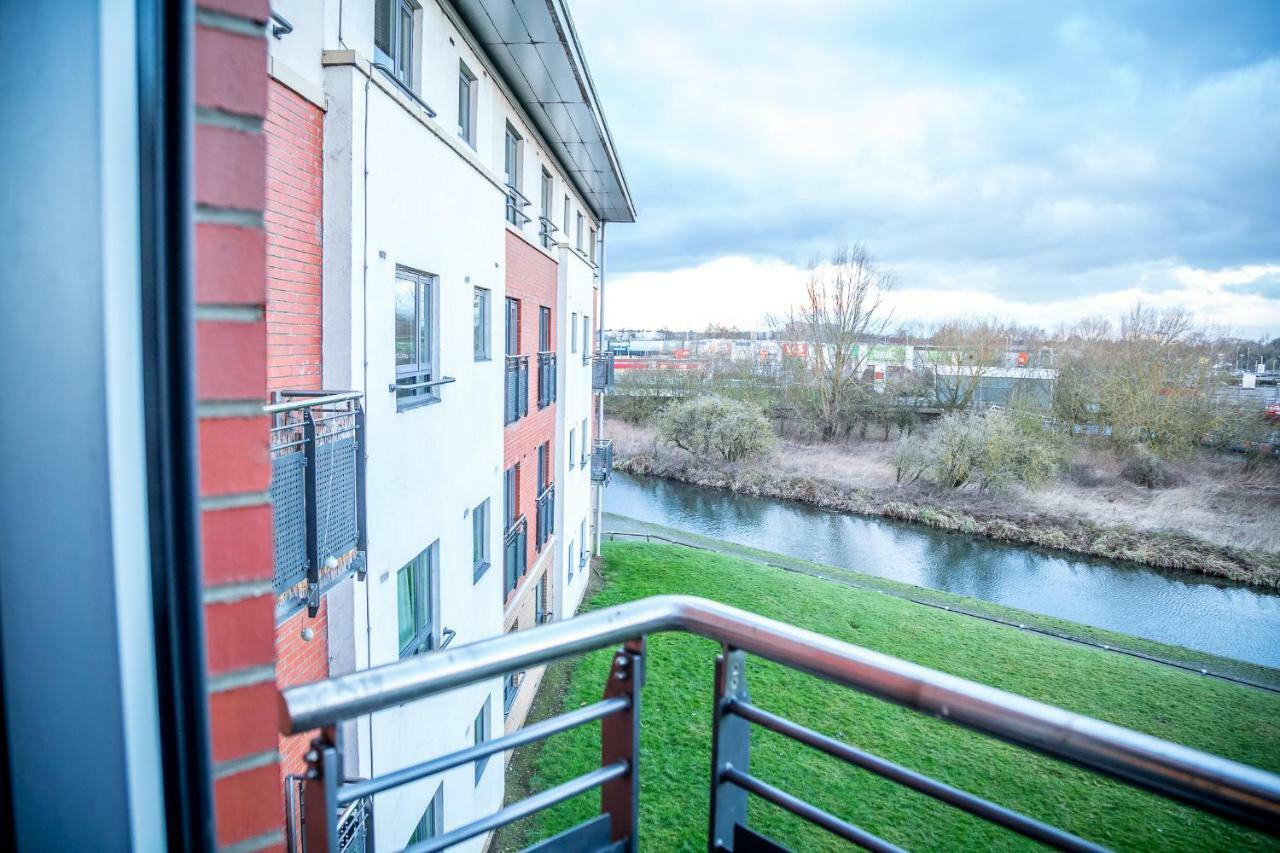 Luxuriant Apartments Northampton Ngoại thất bức ảnh